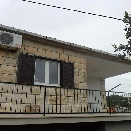 Apartment Ivope Splitska