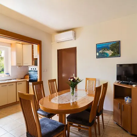 Lejlighed Ivope *
